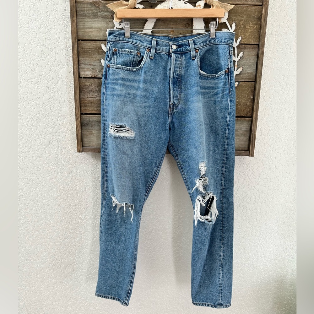 Levi’s 501S premium distressed denim jeans cotton size 32
